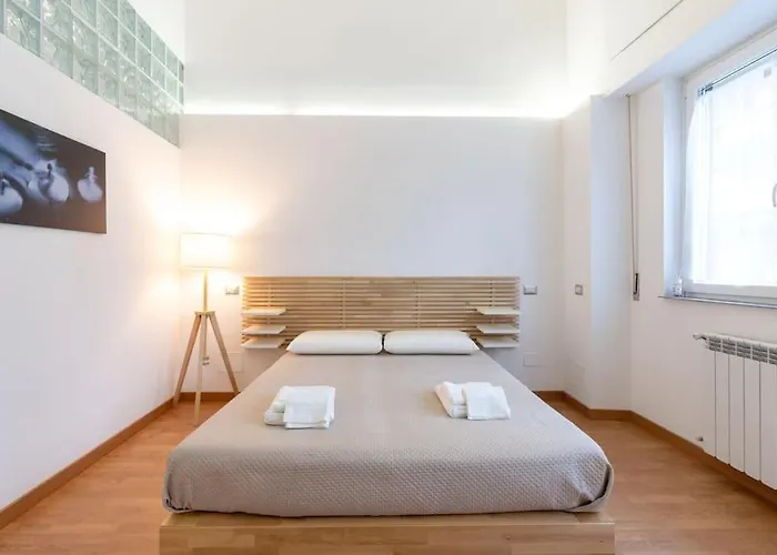 Apartment A 10 Min Da San Giovanni Casa Indipendente *